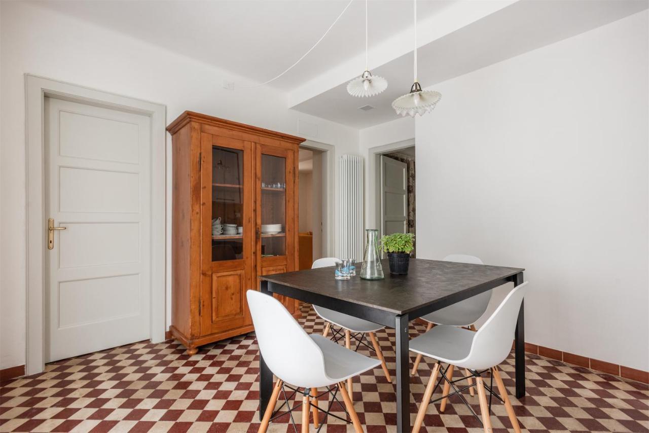 Casa Internazionale Apartment ริวาเดลการ์ดา ภายนอก รูปภาพ