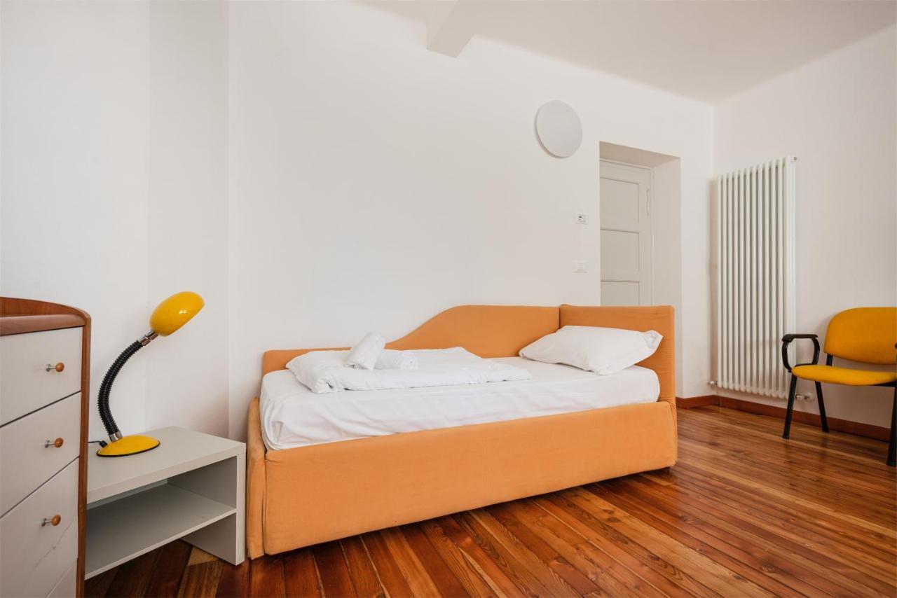 Casa Internazionale Apartment ริวาเดลการ์ดา ภายนอก รูปภาพ