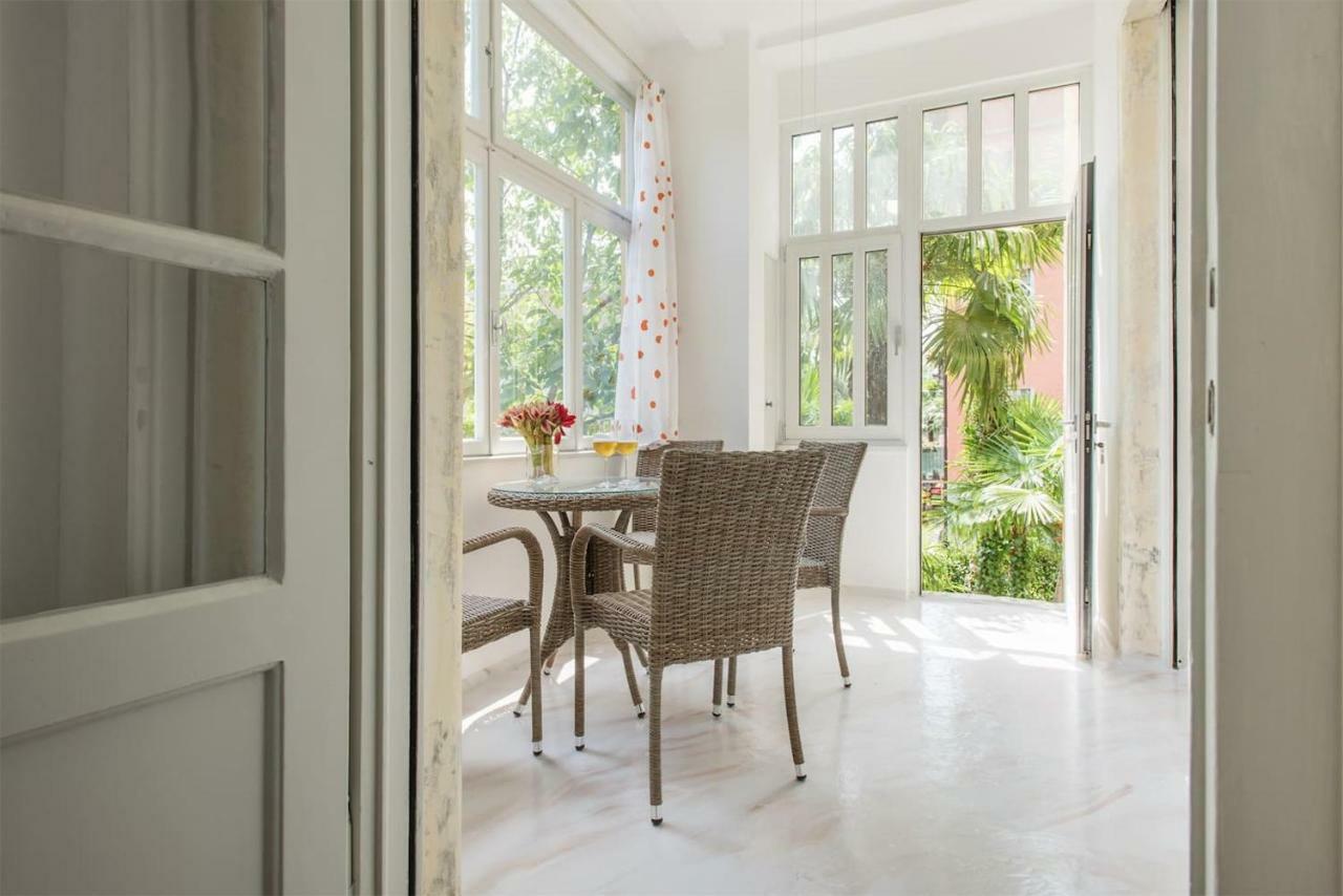 Casa Internazionale Apartment ริวาเดลการ์ดา ภายนอก รูปภาพ