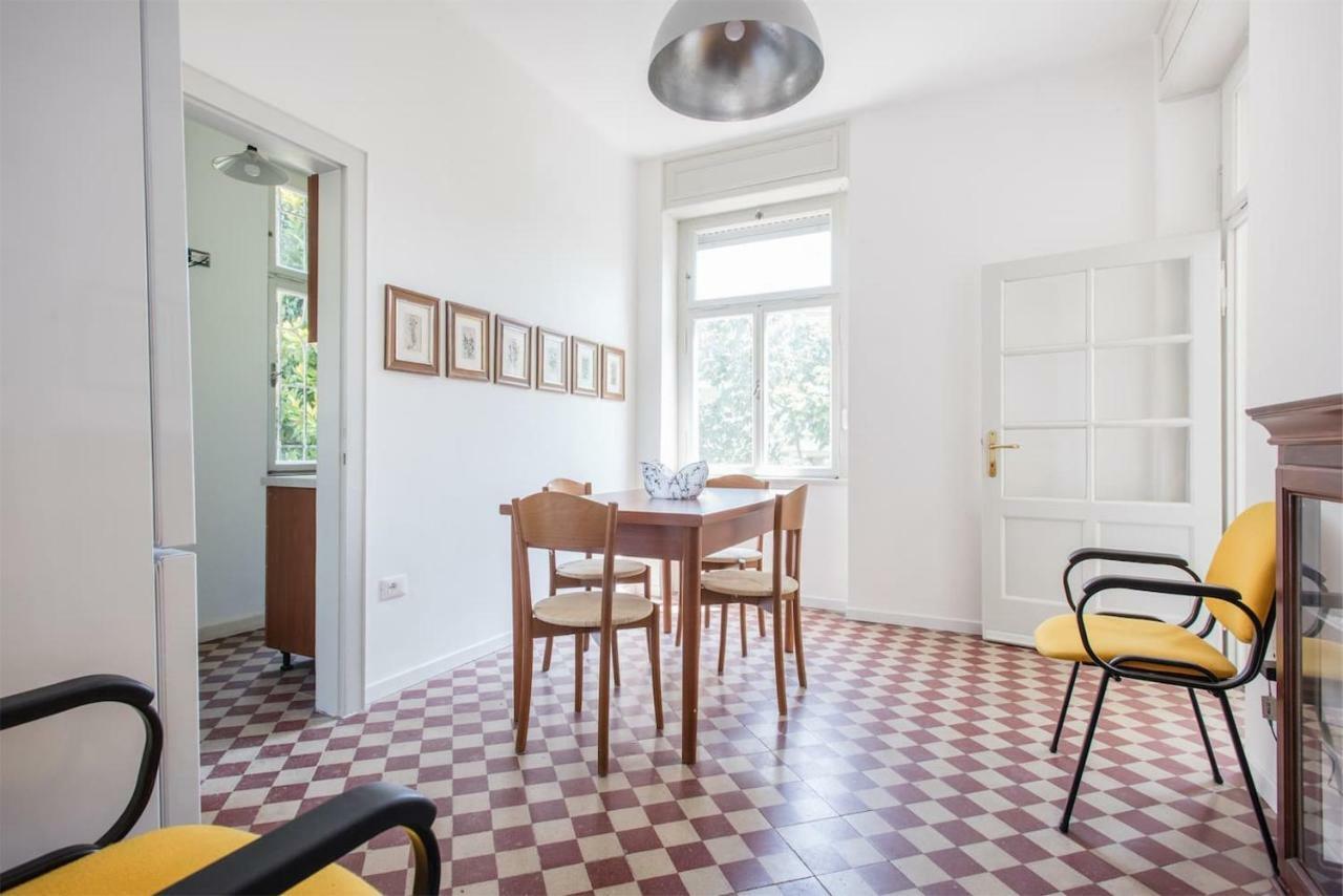 Casa Internazionale Apartment ริวาเดลการ์ดา ภายนอก รูปภาพ