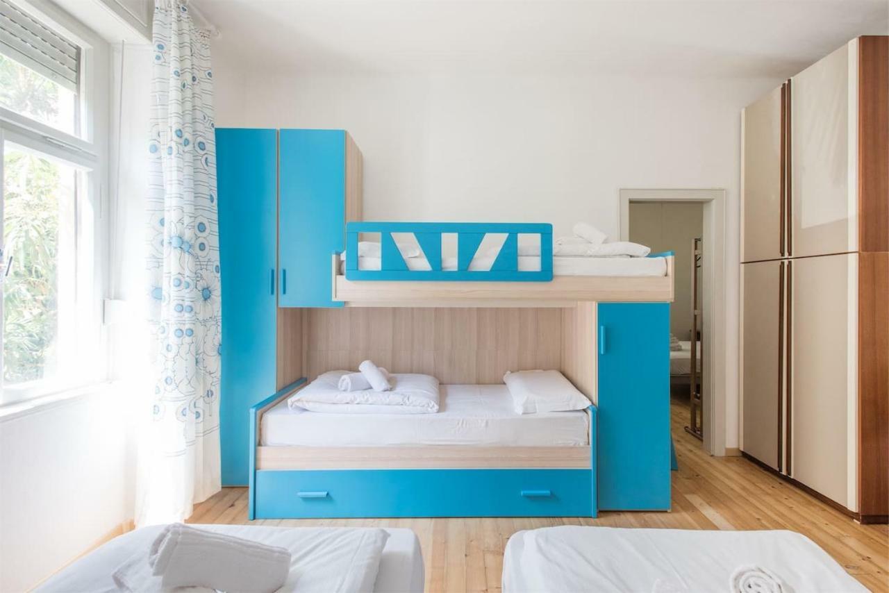 Casa Internazionale Apartment ริวาเดลการ์ดา ภายนอก รูปภาพ